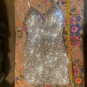 Silver sequin Holiday and NYE Dress! XS NWT